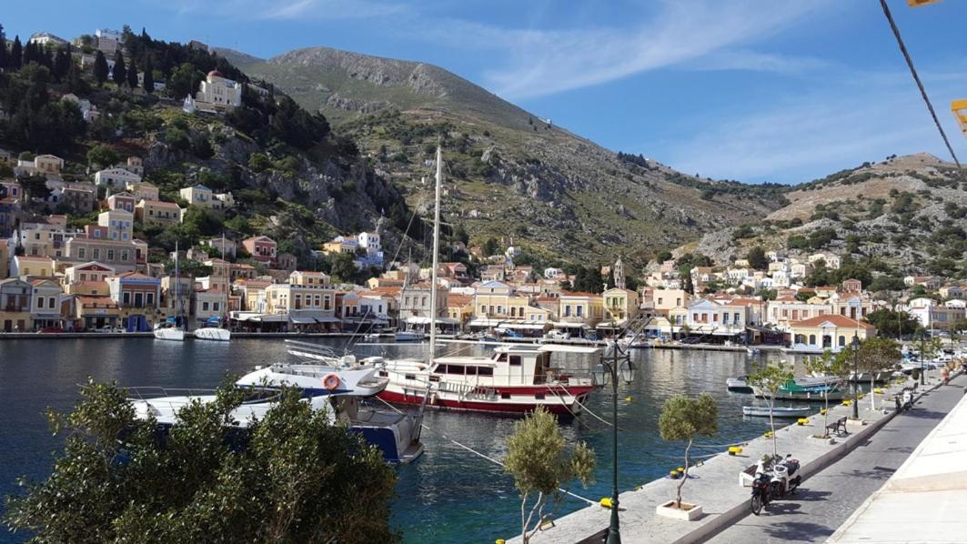 Symi Blue Port Apartment Exterior foto